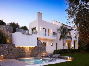 Gorgeous Crete Villa | 4 Bedrooms | Villa Psínthos | Terrace with Views and Two Private Pools | BBQ | Rethymno